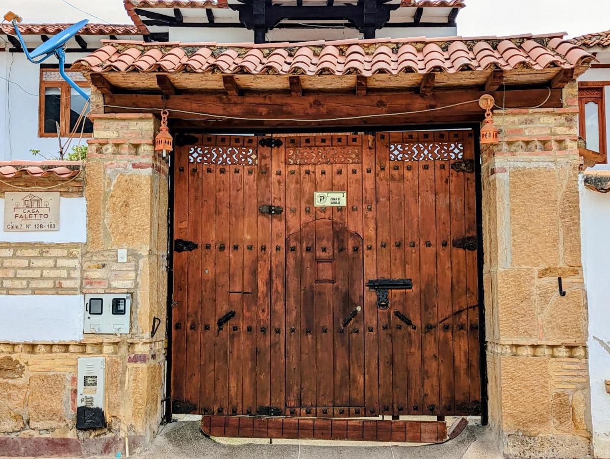 Casa De Huespedes Faletto Villa de Leyva Luaran gambar