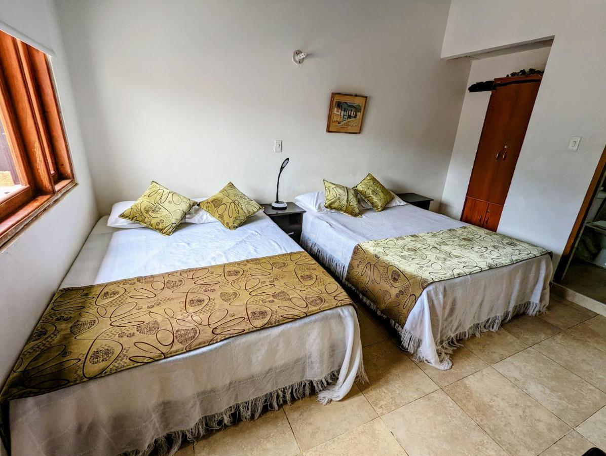 Casa De Huespedes Faletto Villa de Leyva Luaran gambar